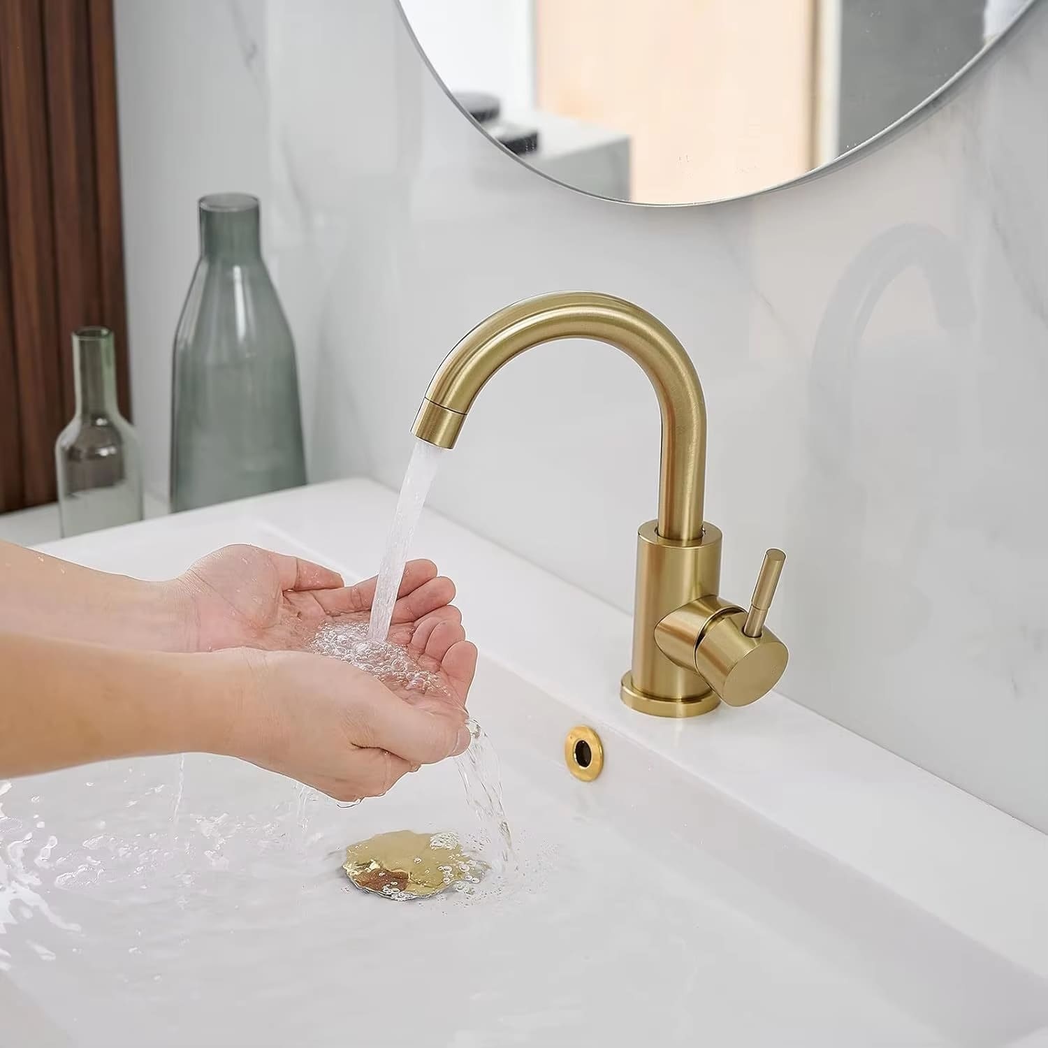 Soft Flow Bathroom Faucet, Deck Mounted Gold Stainless Steel Sink Tap for Vanity